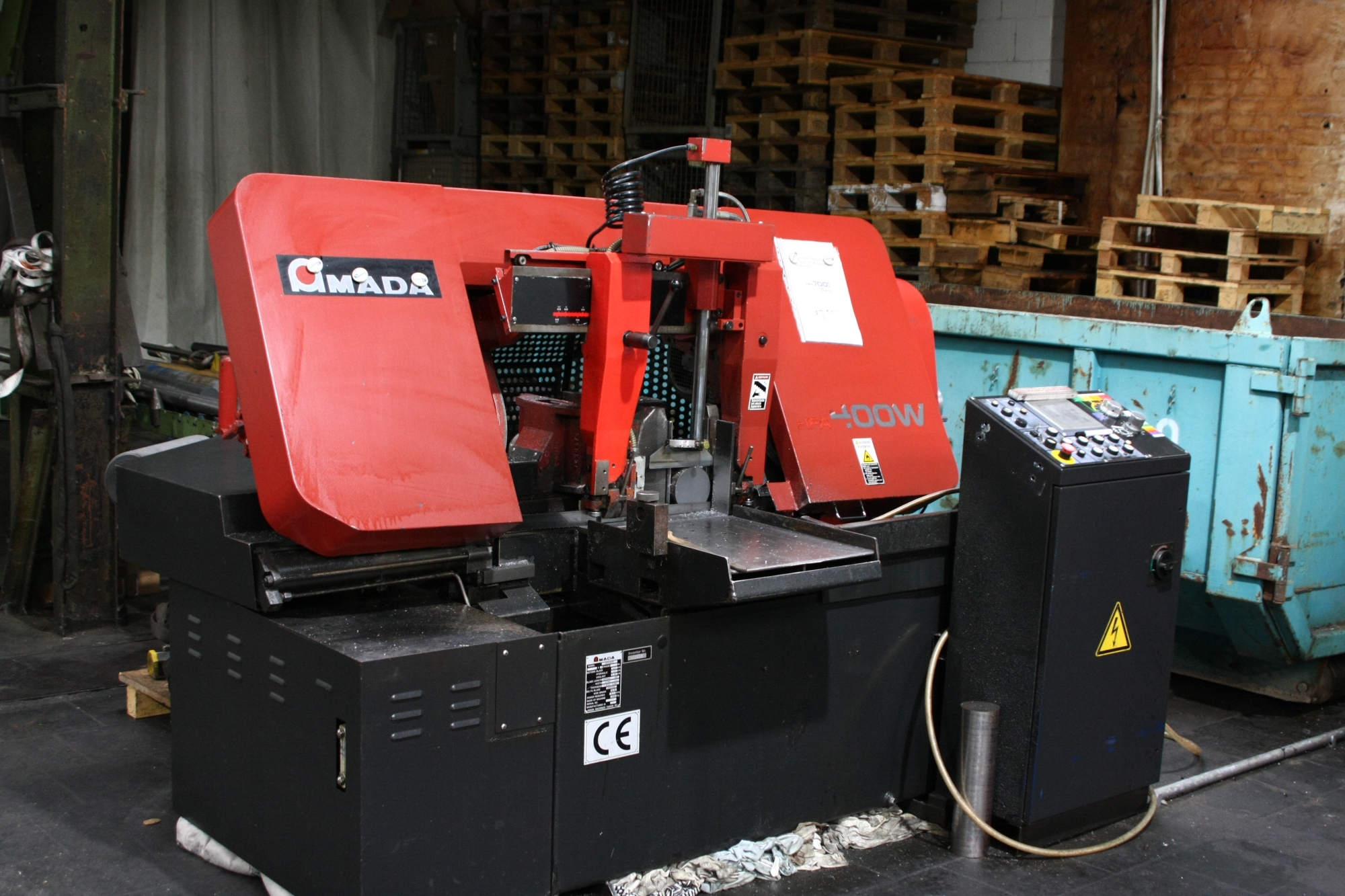 AMADA 400 W